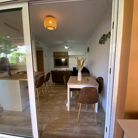 Charming In Alicate Playa Apartment