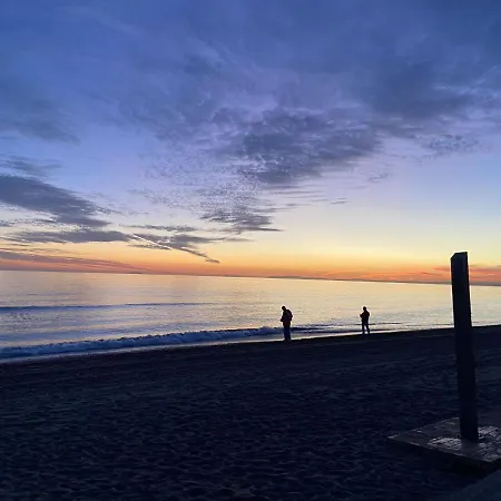 Charming In Alicate Playa *