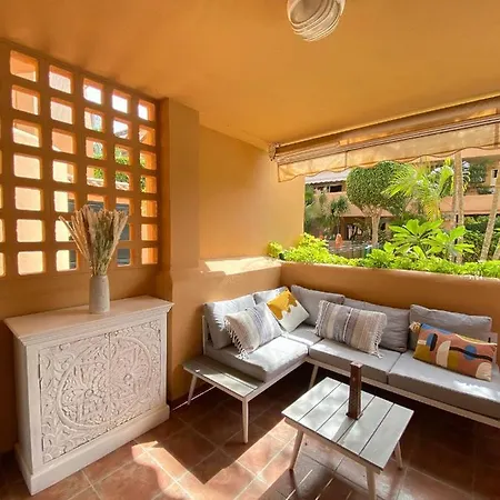 Charming In Alicate Playa *